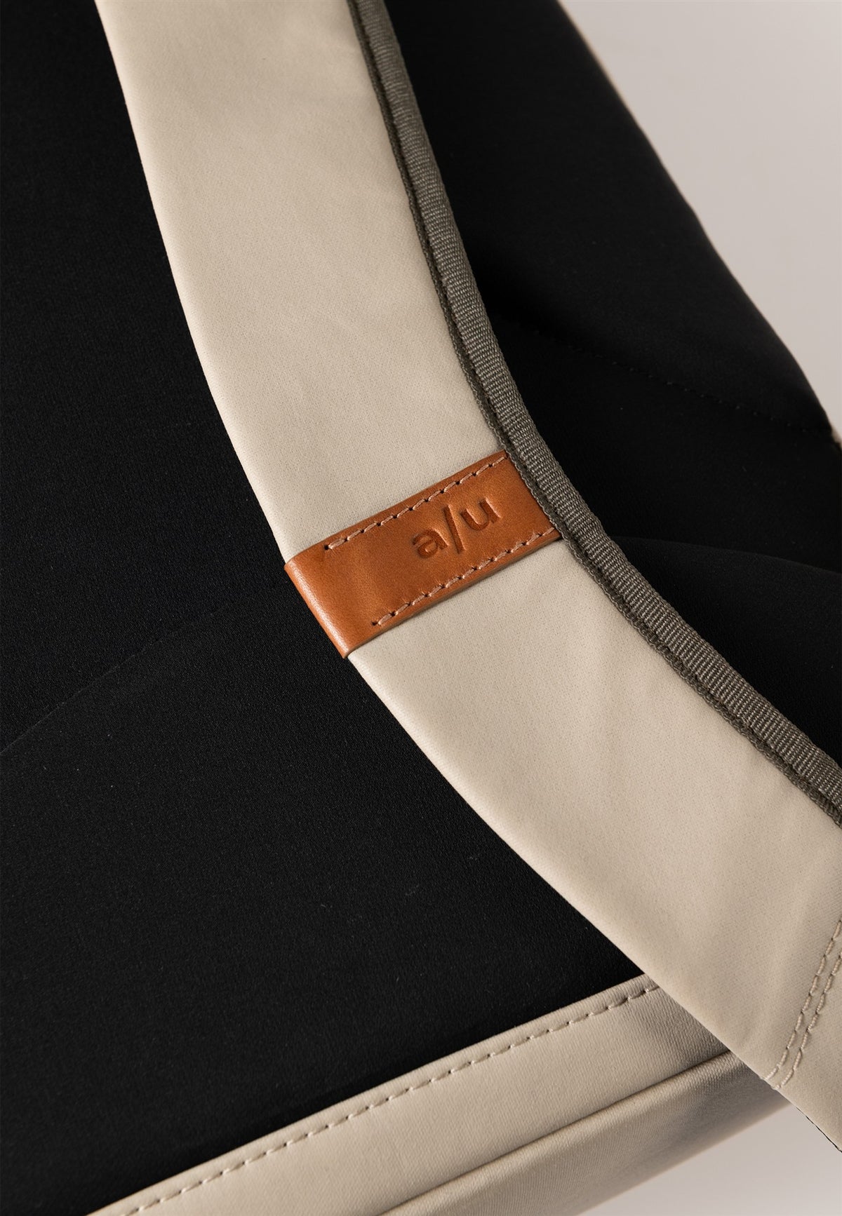 Kumotsu RE Rucksack dust | Bildmaterial bereitgestellt von SHOES.PLEASE.