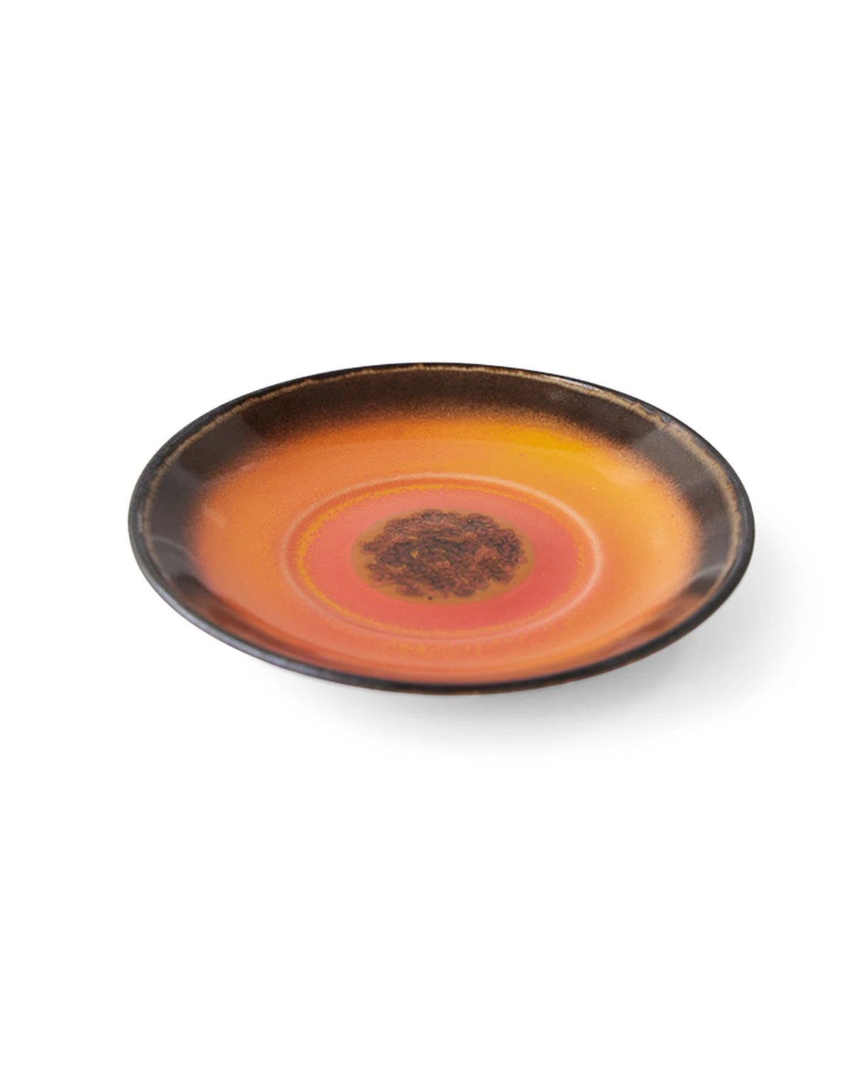 70s ceramics saucer slow roast | Bildmaterial bereitgestellt von SHOES.PLEASE.