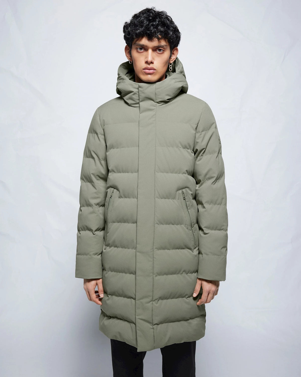 Jiro sage | Bildmaterial bereitgestellt von SHOES.PLEASE.