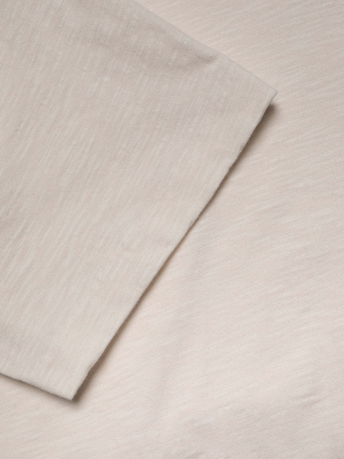 Roy Heavy Slub T-Shirt ecru | Bildmaterial bereitgestellt von SHOES.PLEASE.