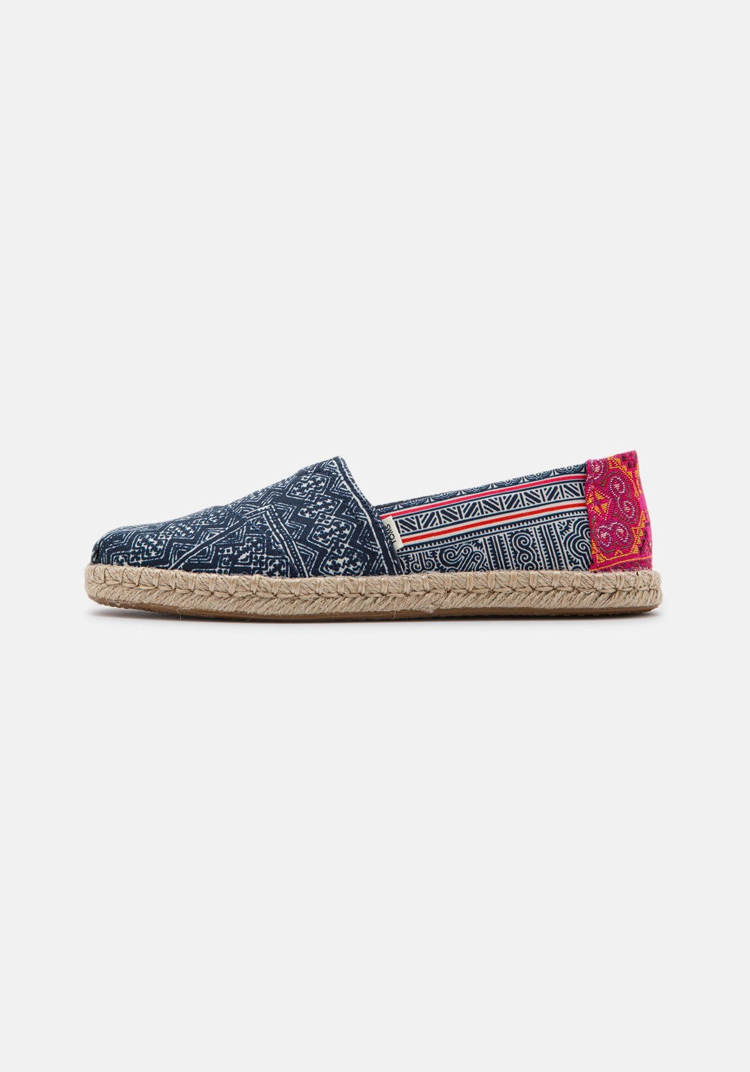 10016263 WM Hmong PRT indigo floral | Bildmaterial bereitgestellt von SHOES.PLEASE.