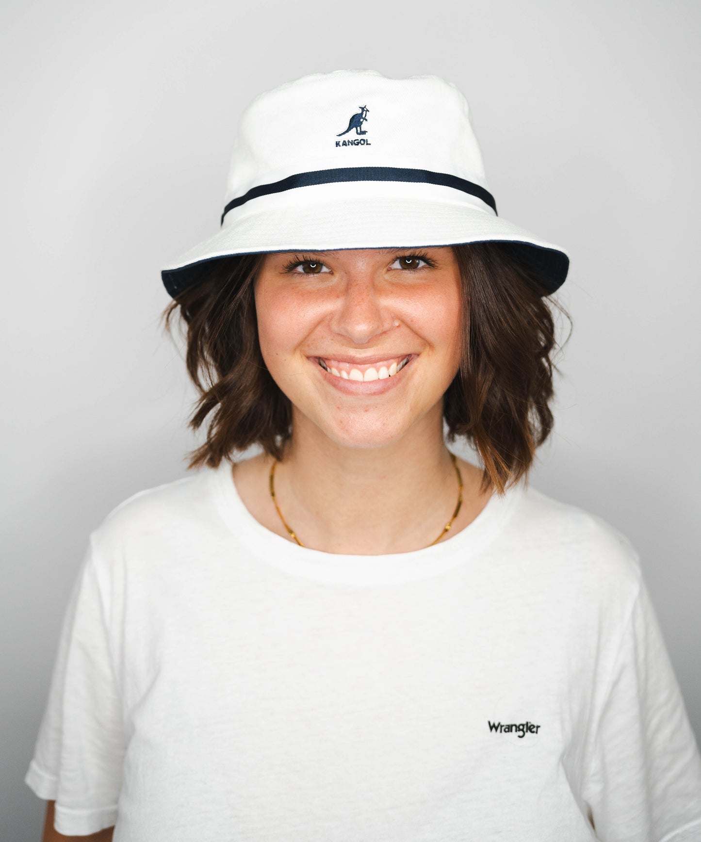 Stripe Lahinch white | Bildmaterial bereitgestellt von SHOES.PLEASE.