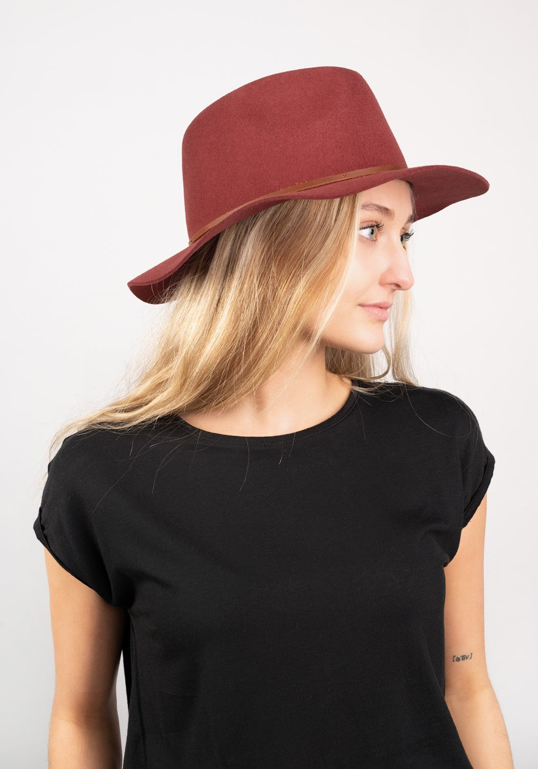 Wesley Fedora dark brick rot | Bildmaterial bereitgestellt von SHOES.PLEASE.