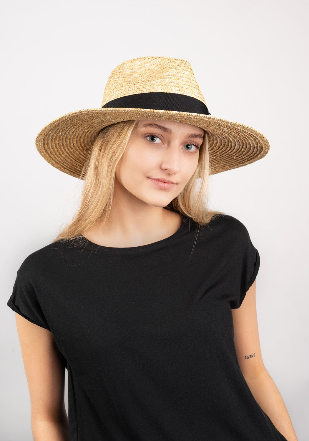 Joanna Short Brim Hat honey beige | Bildmaterial bereitgestellt von SHOES.PLEASE.