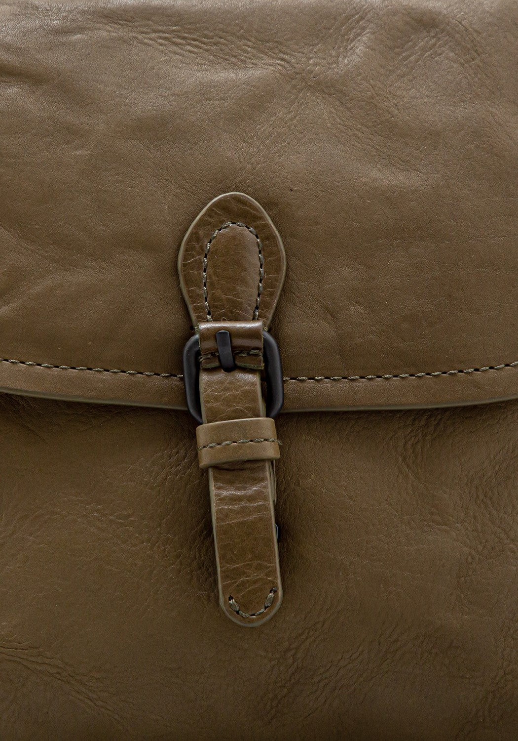 Mrs. Puff Pie Umhängetasche dark olive | Bildmaterial bereitgestellt von SHOES.PLEASE.