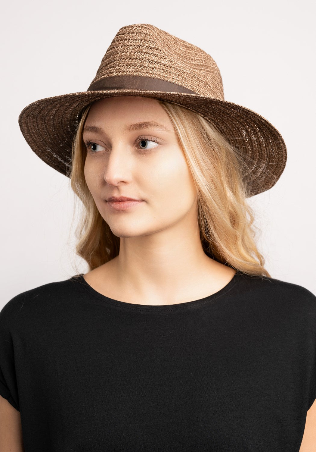 Foley Braid teak | Bildmaterial bereitgestellt von SHOES.PLEASE.