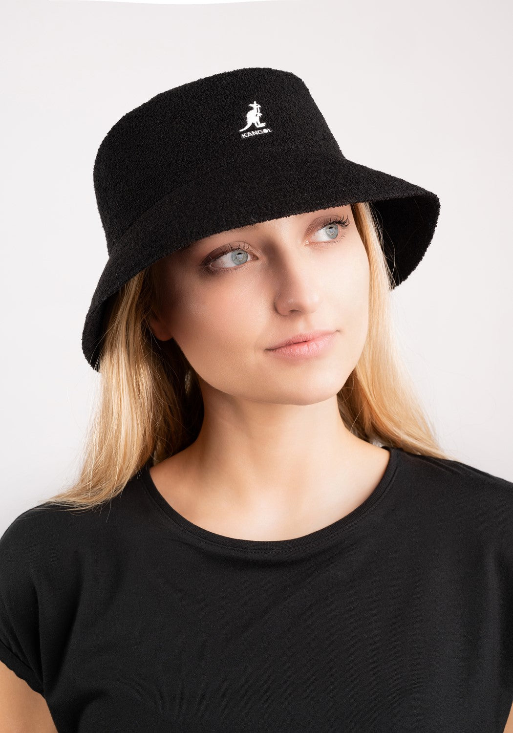 Bermuda Bucket black | Bildmaterial bereitgestellt von SHOES.PLEASE.