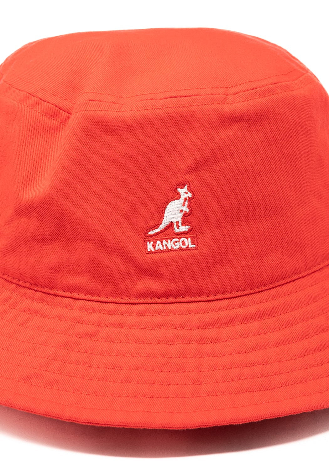 Washed Bucket cherry glow | Bildmaterial bereitgestellt von SHOES.PLEASE.