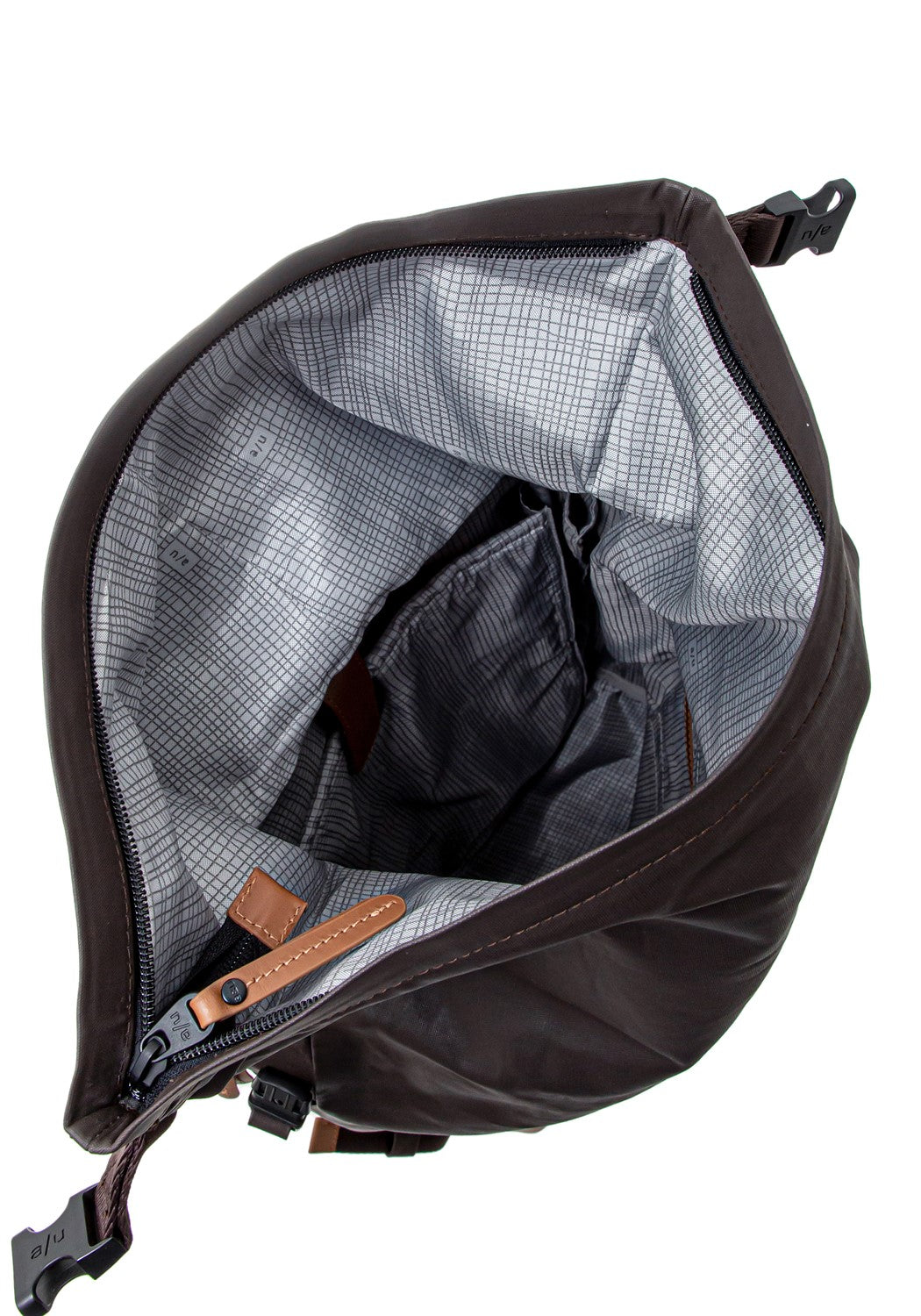 Matsuyama Rucksack 16" bitter chocolate | Bildmaterial bereitgestellt von SHOES.PLEASE.