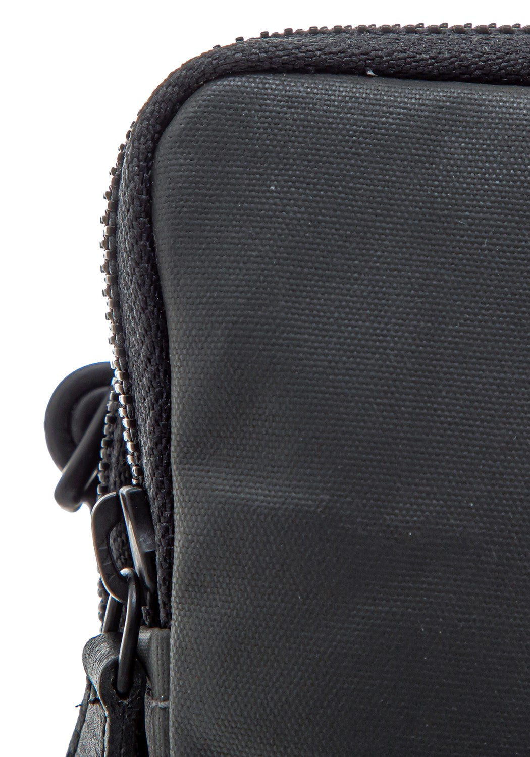 Uji Phonebag volcanic ash | Bildmaterial bereitgestellt von SHOES.PLEASE.