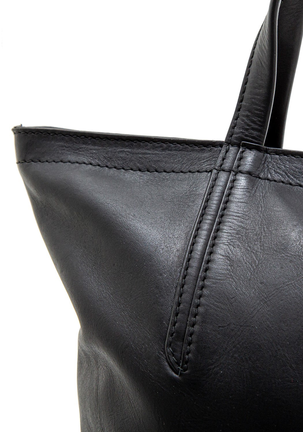 Loquat Rucksack/Schultertasche jet black | Bildmaterial bereitgestellt von SHOES.PLEASE.
