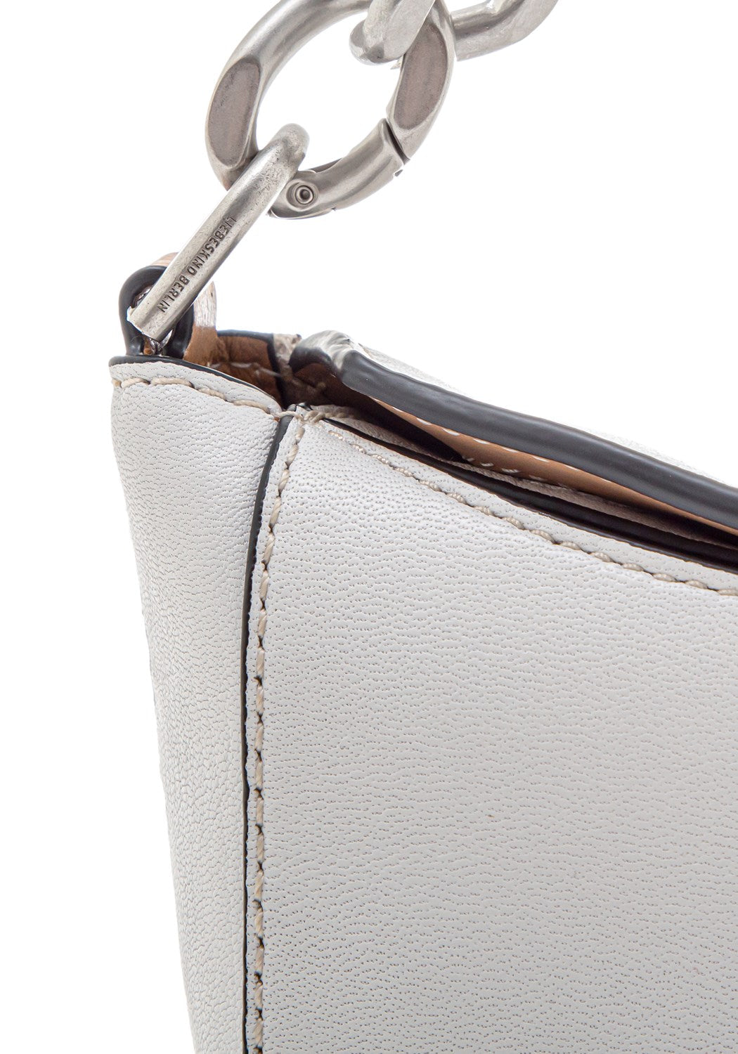 Crossbody offwhite | Bildmaterial bereitgestellt von SHOES.PLEASE.