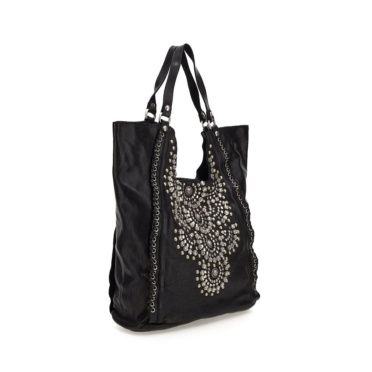 Shopping Cow +Studs black | Bildmaterial bereitgestellt von SHOES.PLEASE.