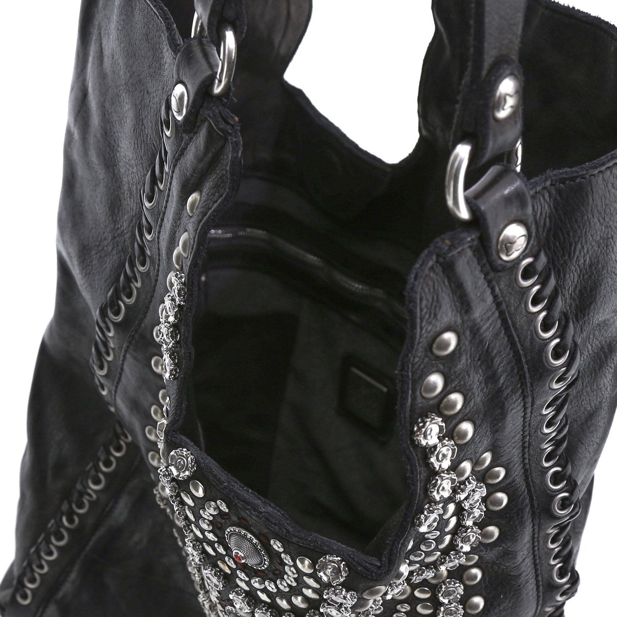 Shopping Cow +Studs black | Bildmaterial bereitgestellt von SHOES.PLEASE.