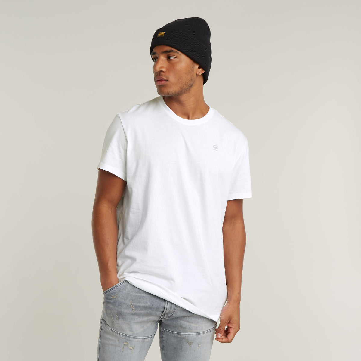 Base-S r t s/s white | Bildmaterial bereitgestellt von SHOES.PLEASE.