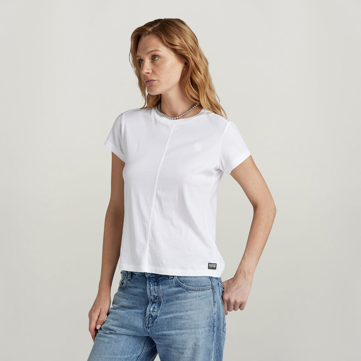 Front seam r t Wmn white | Bildmaterial bereitgestellt von SHOES.PLEASE.