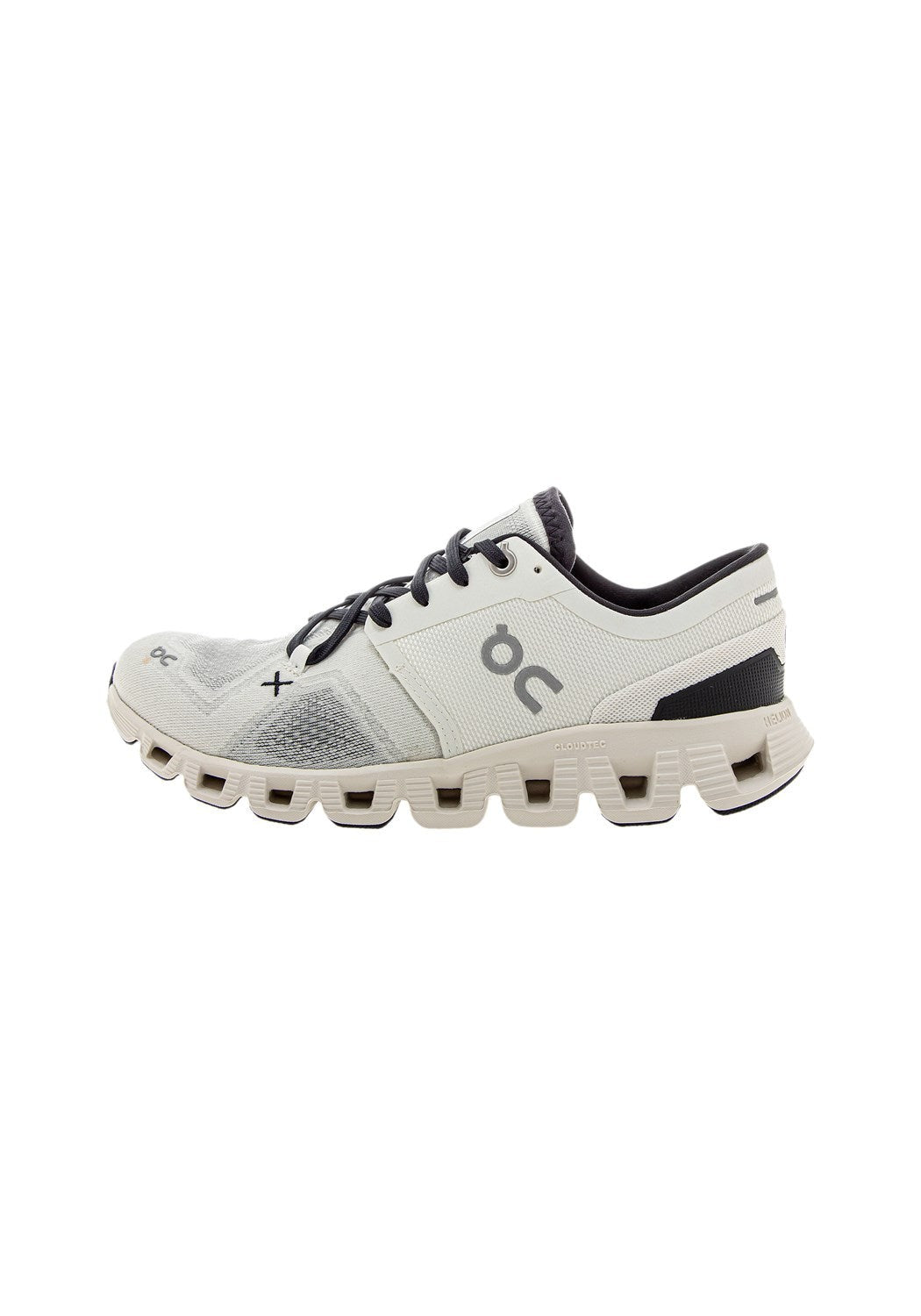 60.98697 W Cloud X 3 white/black | Bildmaterial bereitgestellt von SHOES.PLEASE.