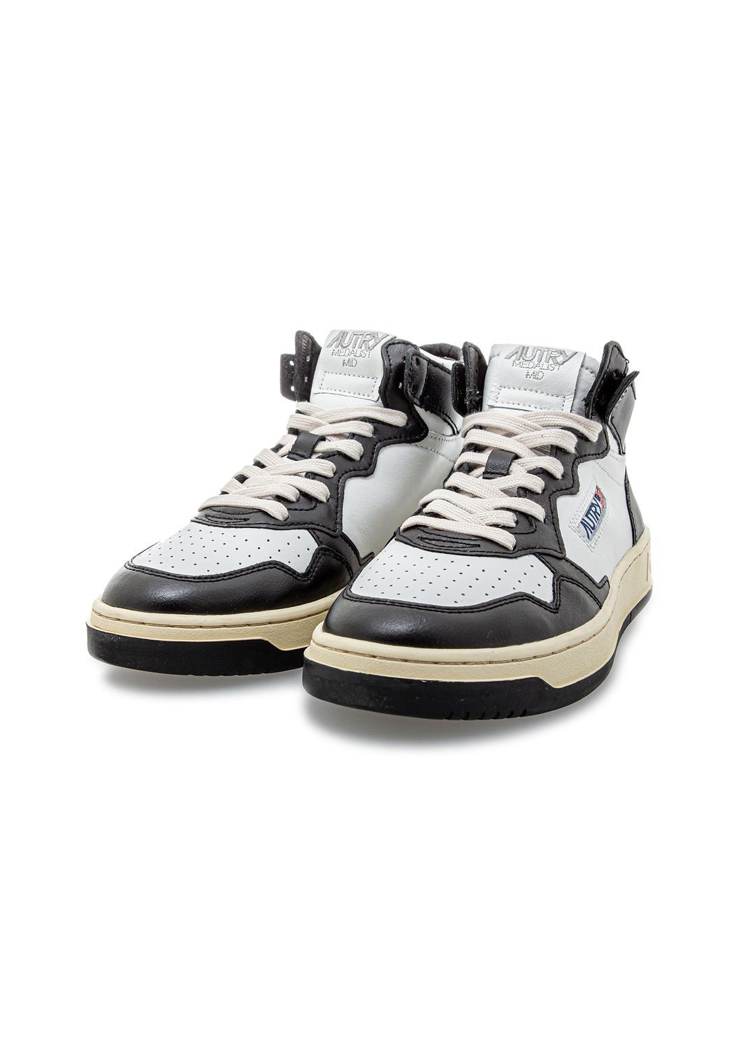 AUTRY 01 MID MAN LEAT/LEAT white/black | Bildmaterial bereitgestellt von SHOES.PLEASE.