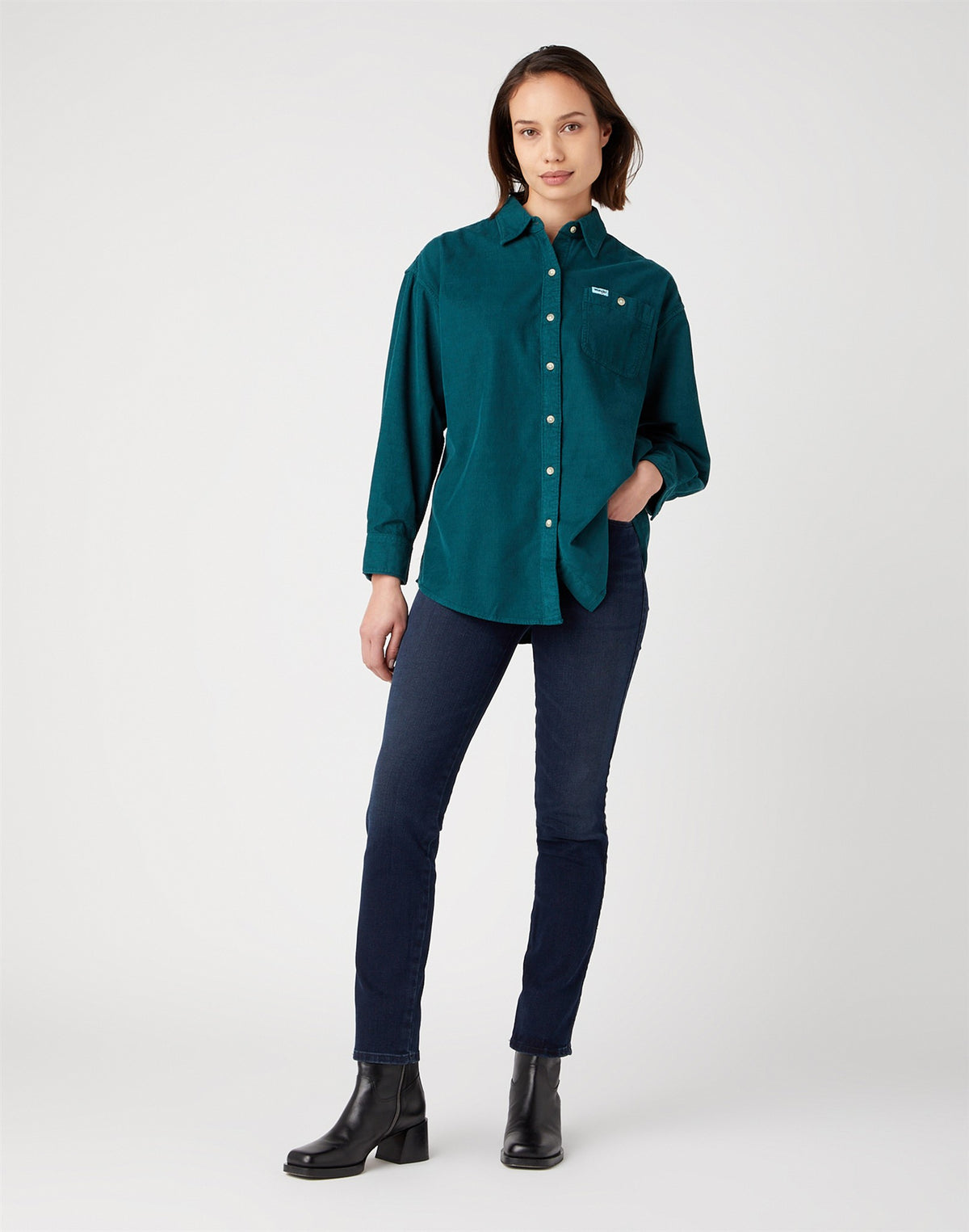 SLIM KOURT denim black | Bildmaterial bereitgestellt von SHOES.PLEASE.