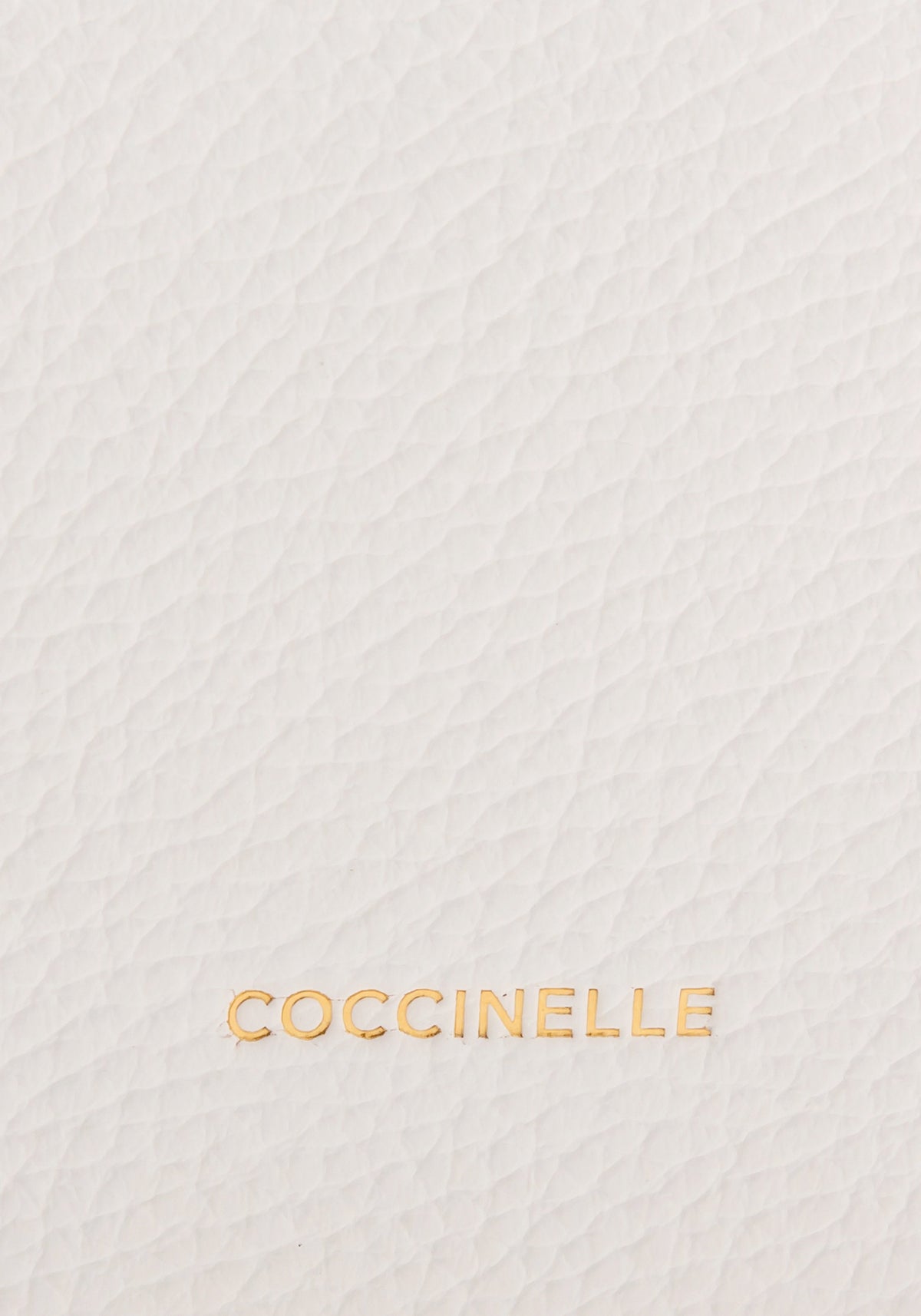 Dew brillant white | Bildmaterial bereitgestellt von SHOES.PLEASE.