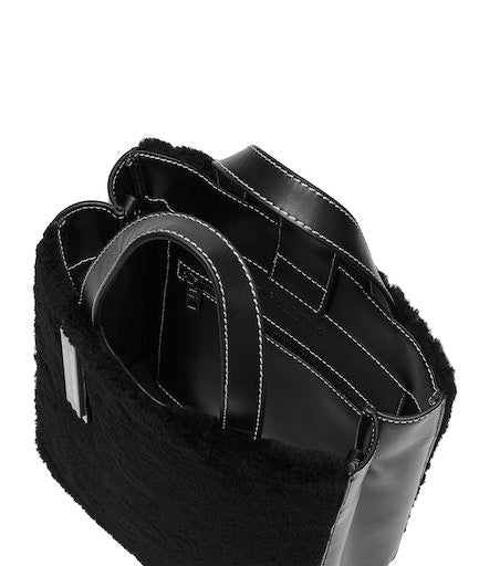 2138470 Tote black | Bildmaterial bereitgestellt von SHOES.PLEASE.