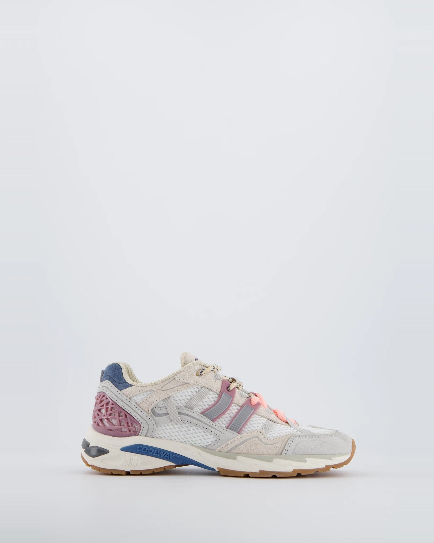 Goal roar flux | Bildmaterial bereitgestellt von SHOES.PLEASE.