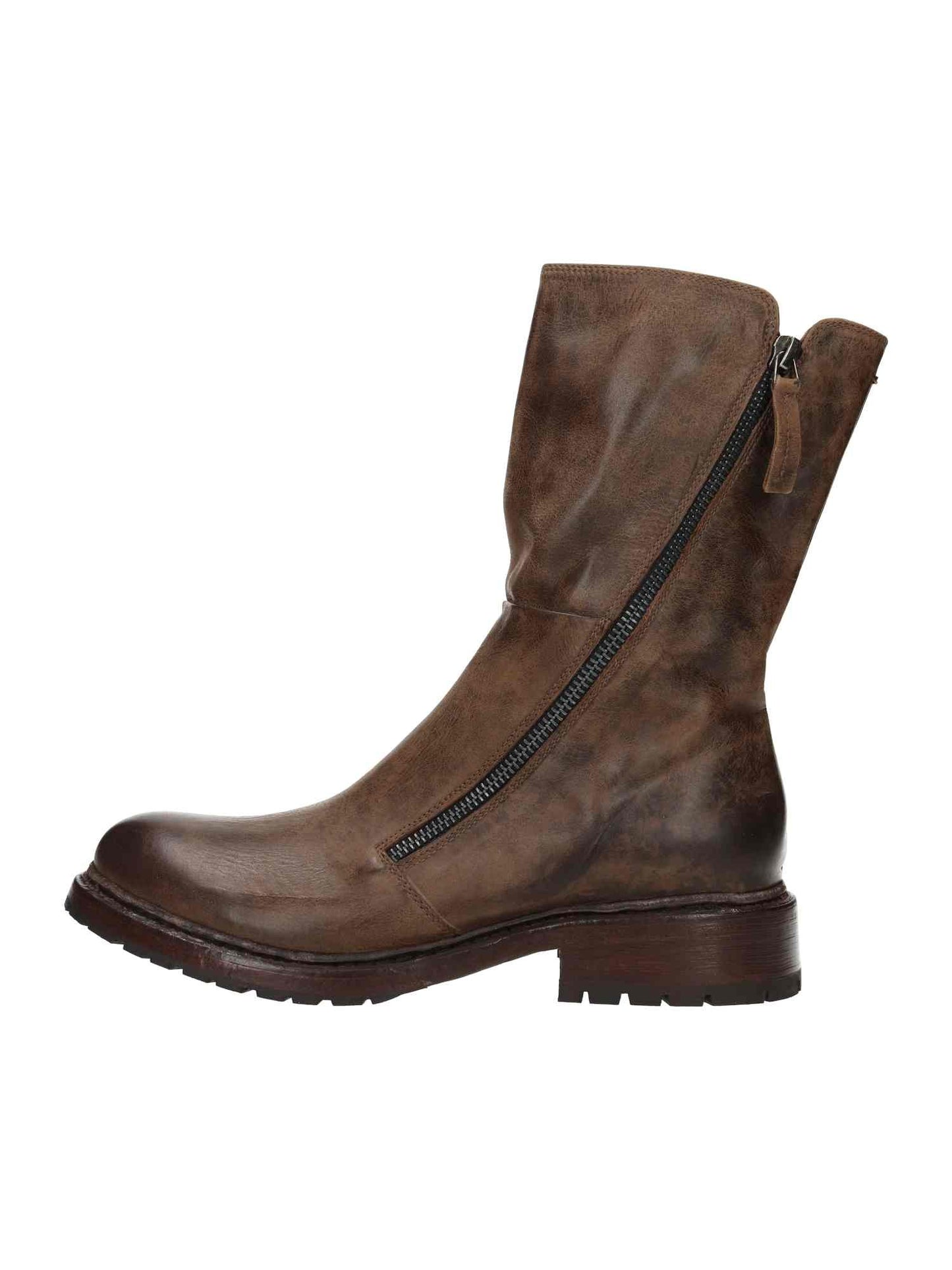 Rodeo Washed bison | Bildmaterial bereitgestellt von SHOES.PLEASE.