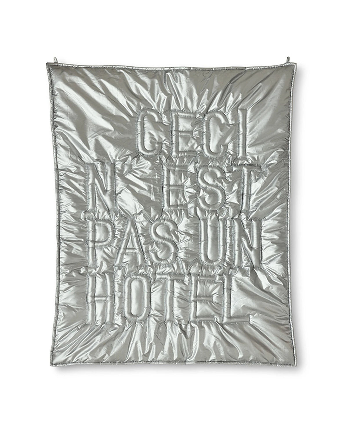 Wall art 'Ceci n'est pas un hôtel' silver | Bildmaterial bereitgestellt von SHOES.PLEASE.