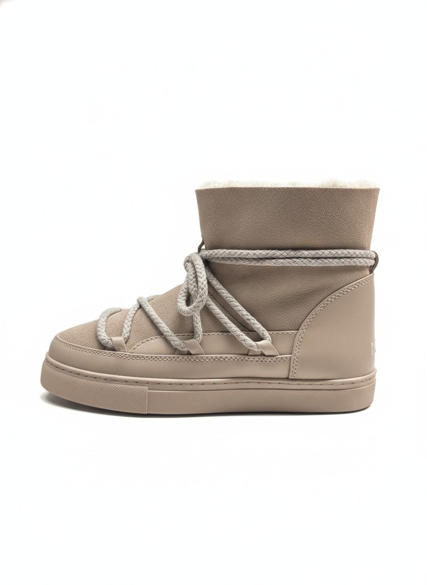 CLASSIC grey | Bildmaterial bereitgestellt von SHOES.PLEASE.