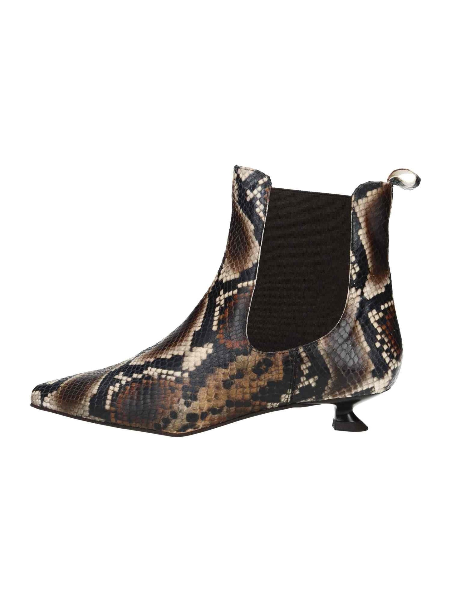 PYTON testa | Bildmaterial bereitgestellt von SHOES.PLEASE.