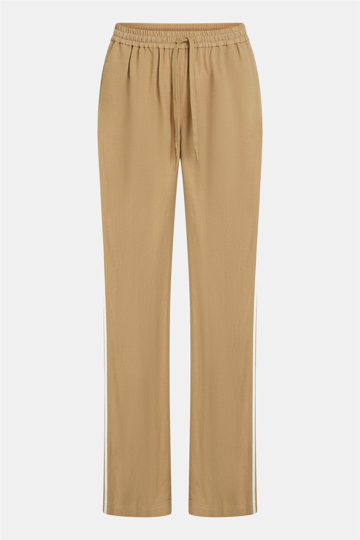 Trousers tanine | Bildmaterial bereitgestellt von SHOES.PLEASE.