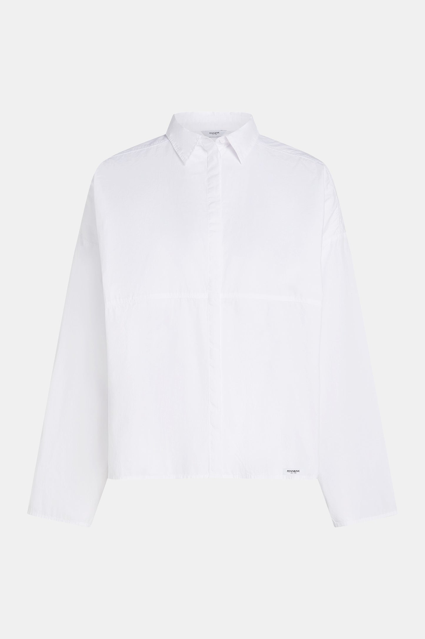 Blouse white | Bildmaterial bereitgestellt von SHOES.PLEASE.