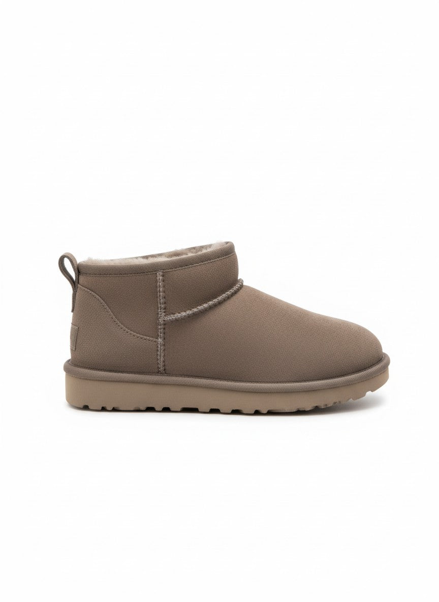 W Classic Ultra Mini dried oregano | Bildmaterial bereitgestellt von SHOES.PLEASE.