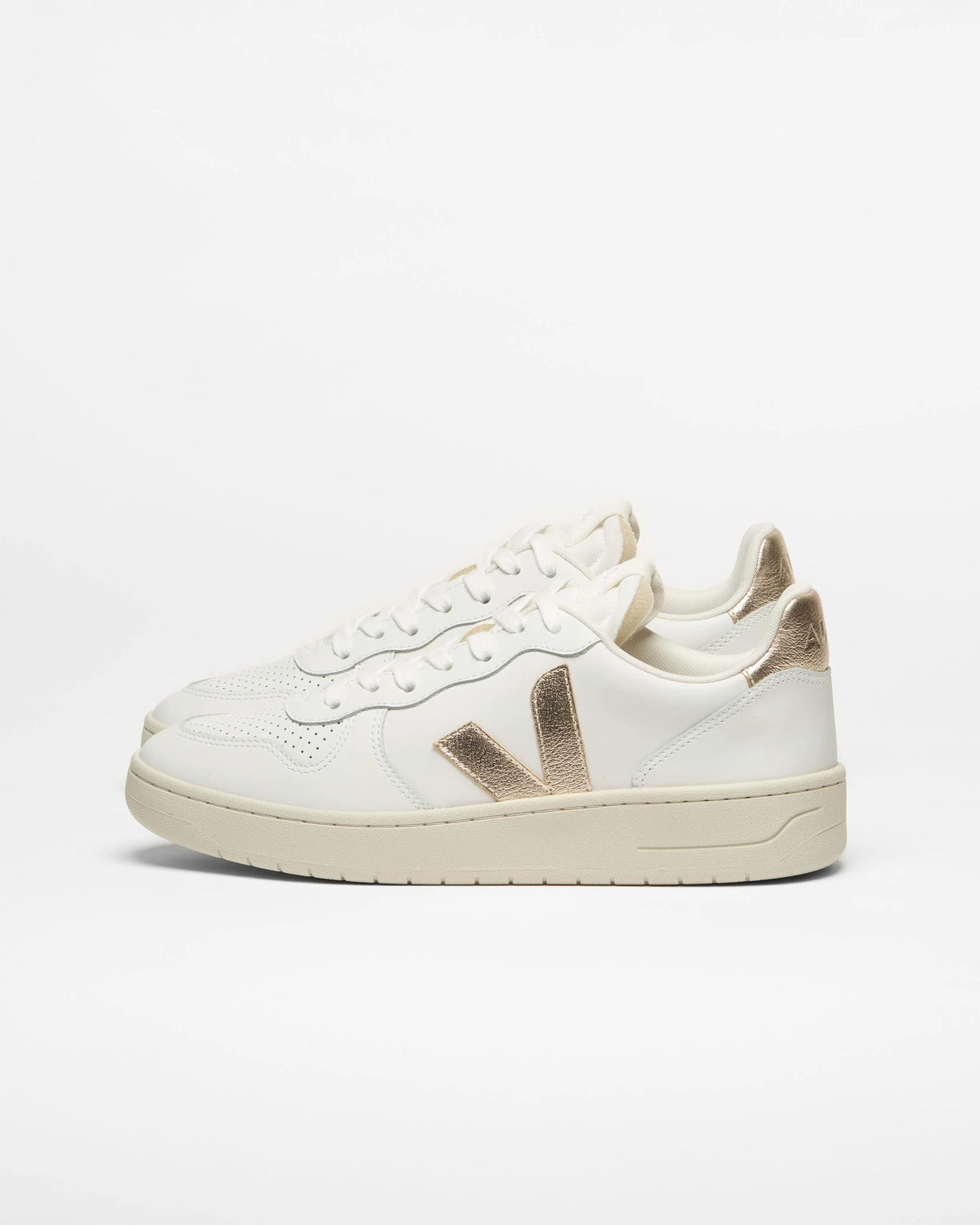 W V-10 Prime LEATHER extra-white_platine | Bildmaterial bereitgestellt von SHOES.PLEASE.