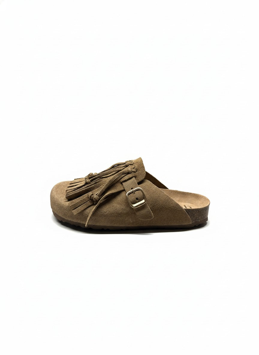 ZUECO-260 Zueco plano SERRAJE mushroom | Bildmaterial bereitgestellt von SHOES.PLEASE.
