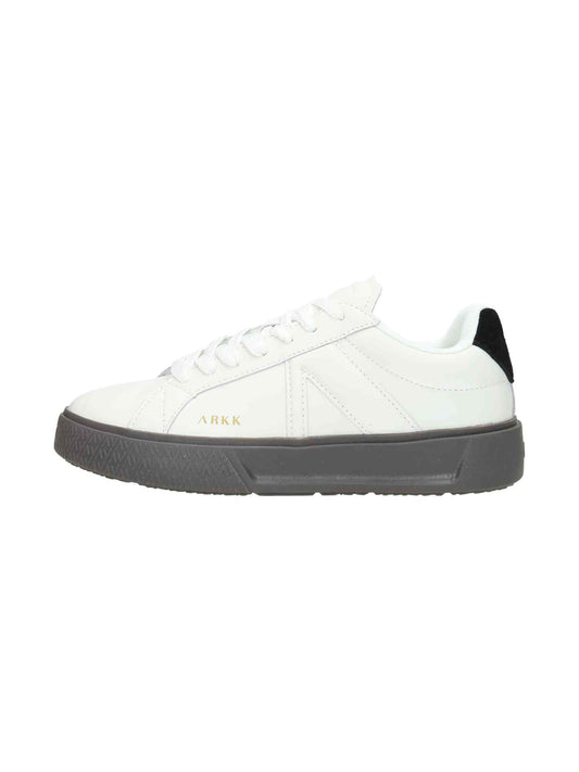 Essence white dark gum