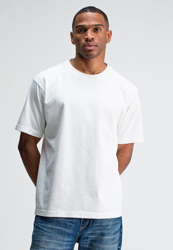 Army Loose Tee off white | Bildmaterial bereitgestellt von SHOES.PLEASE.