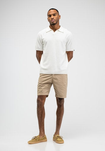 Boucle Knit Polo titan white | Bildmaterial bereitgestellt von SHOES.PLEASE.