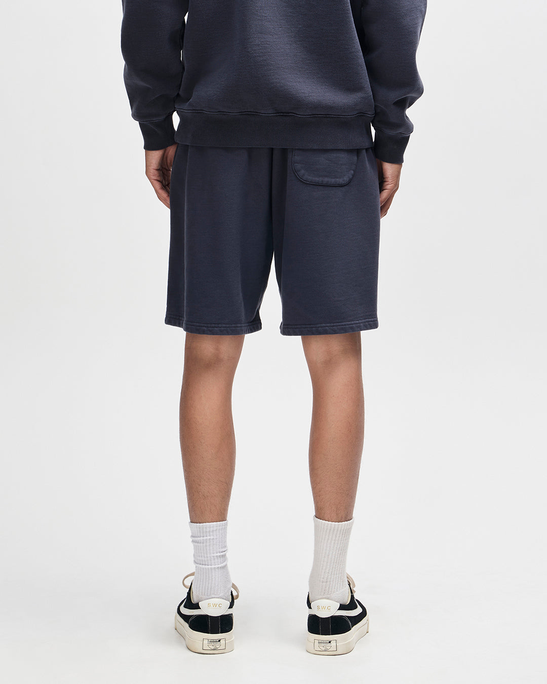 Shield Garment Dyed Track Short black | Bildmaterial bereitgestellt von SHOES.PLEASE.