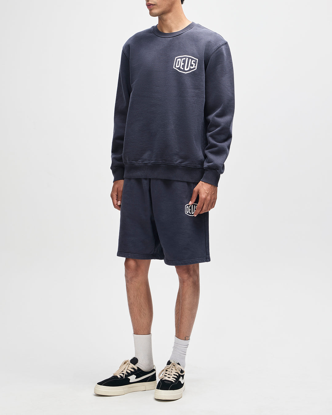 Shield Garment Dyed Track Short black | Bildmaterial bereitgestellt von SHOES.PLEASE.