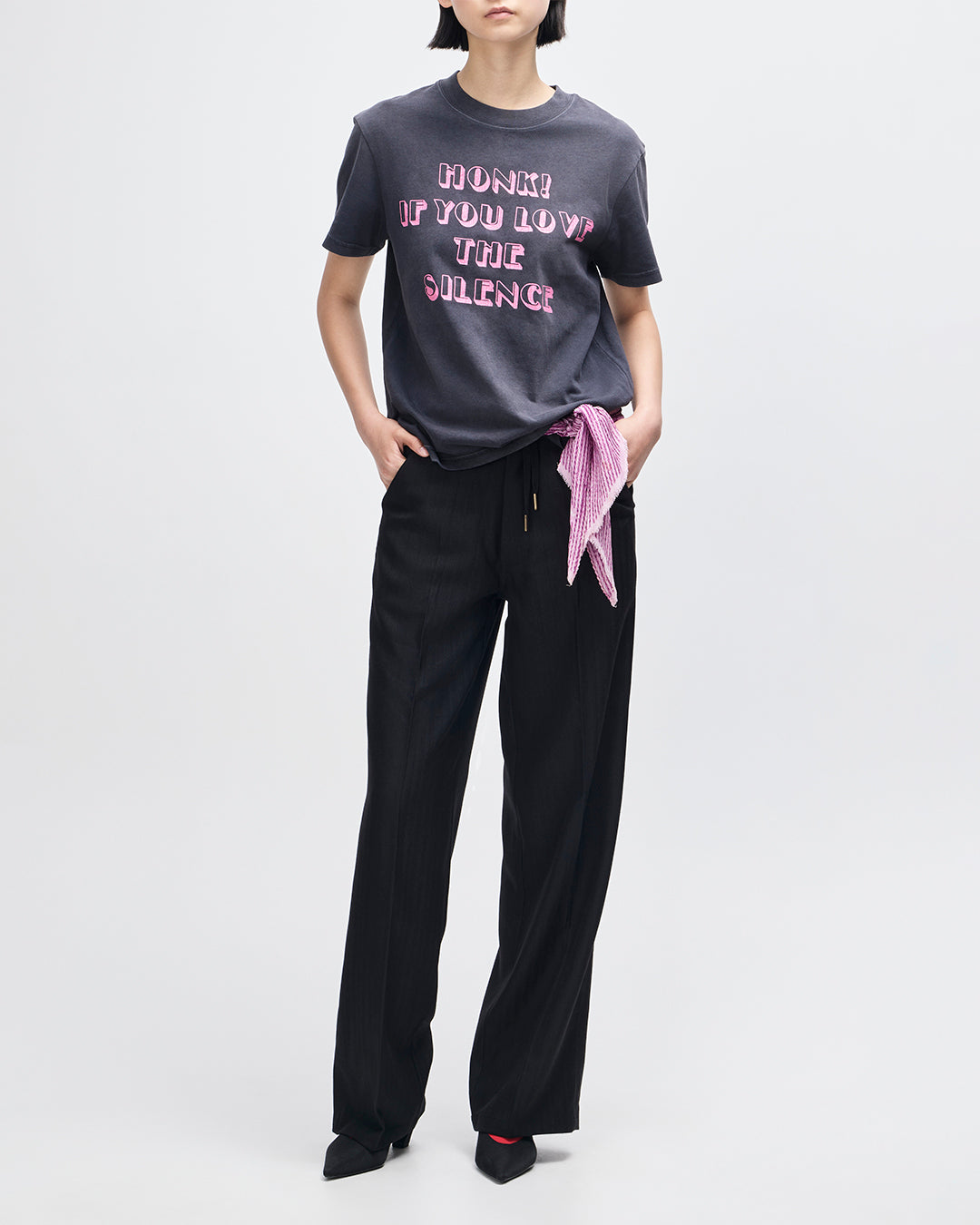 Honk! Tee black beauty | Bildmaterial bereitgestellt von SHOES.PLEASE.