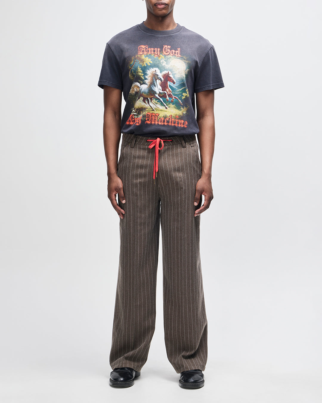 Horseplay Tee black beauty | Bildmaterial bereitgestellt von SHOES.PLEASE.