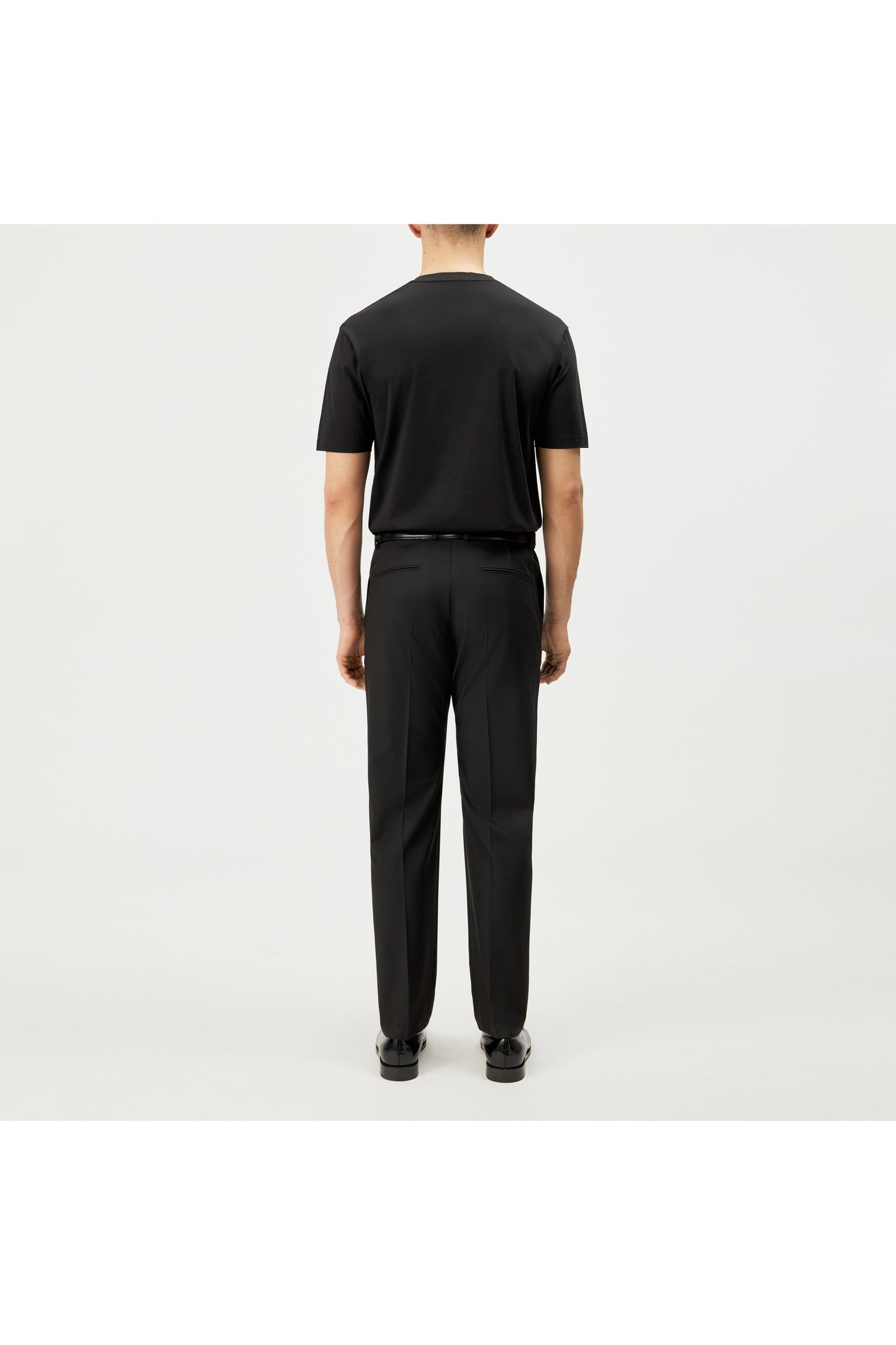 AJEND_RGLR_SK 40780-120309-1000 black | Bildmaterial bereitgestellt von SHOES.PLEASE.