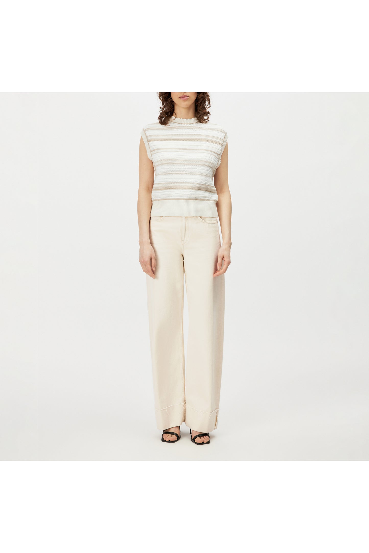 OFELY 88417-424060-1724 beige | Bildmaterial bereitgestellt von SHOES.PLEASE.