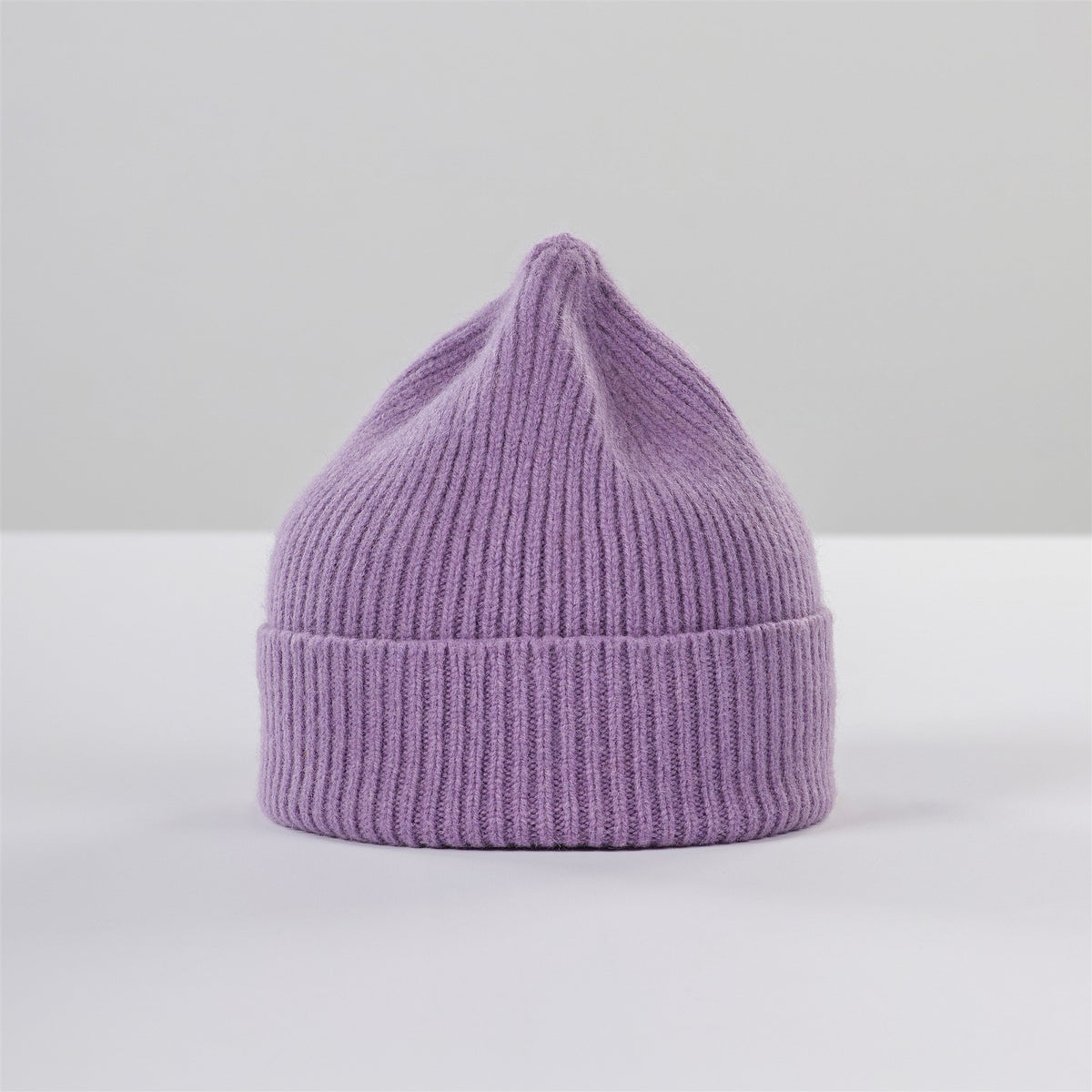 Beanie lavender | Bildmaterial bereitgestellt von SHOES.PLEASE.