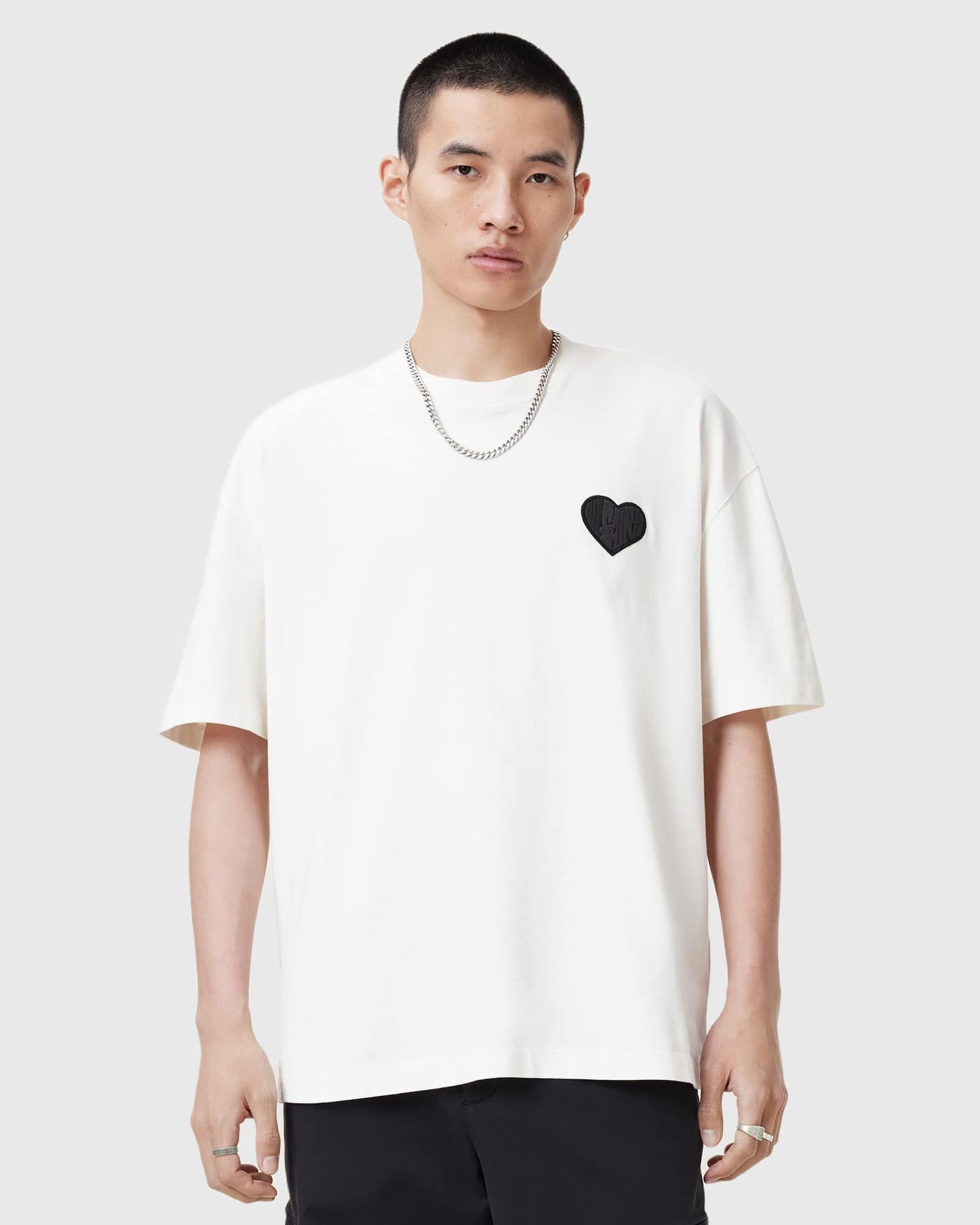 LOVER SS CREW ashen white | Bildmaterial bereitgestellt von SHOES.PLEASE.