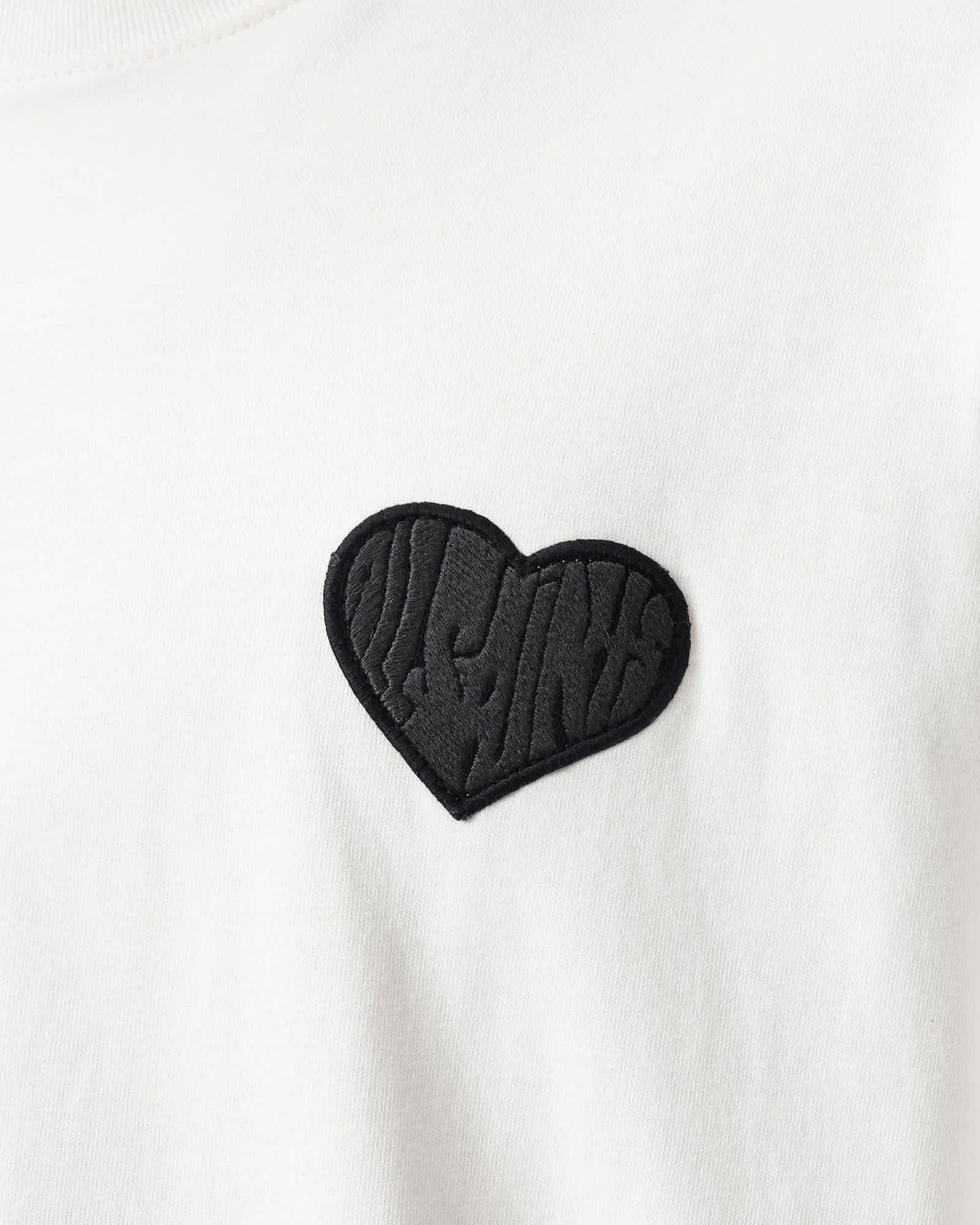 LOVER SS CREW ashen white | Bildmaterial bereitgestellt von SHOES.PLEASE.