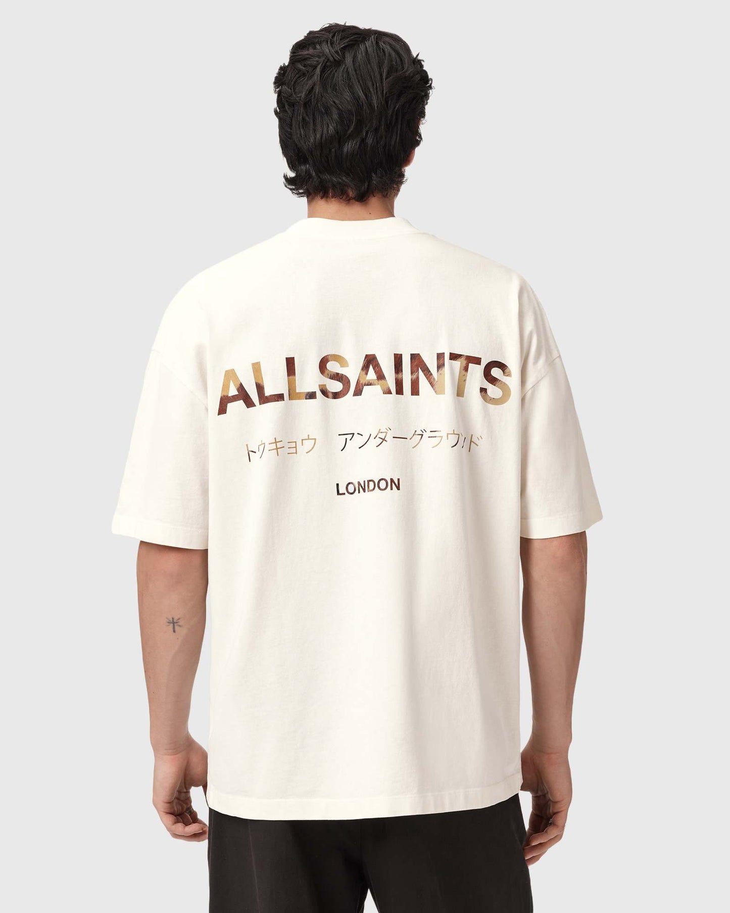 UNDERGROUND SS CREW ashen white/dakota | Bildmaterial bereitgestellt von SHOES.PLEASE.