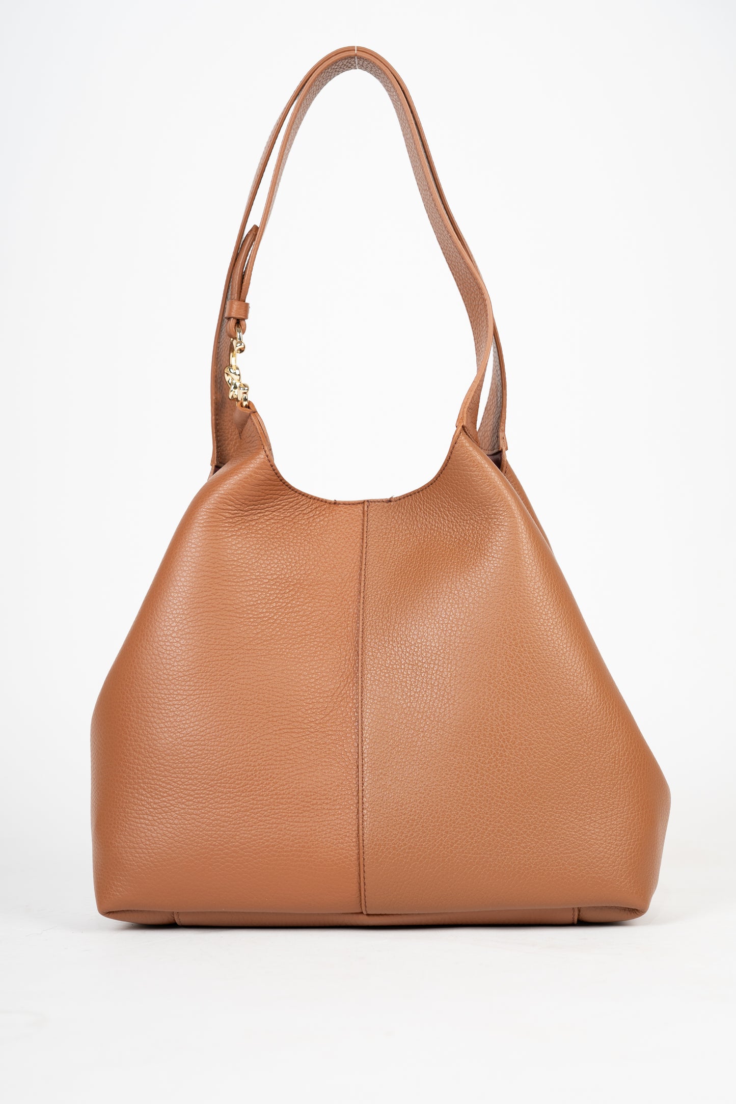 C Easy Handbag cognac | Bildmaterial bereitgestellt von SHOES.PLEASE.