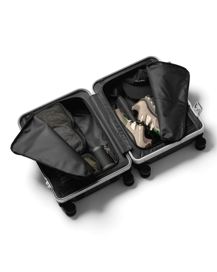 Ramverk Pro Carry-on silver | Bildmaterial bereitgestellt von SHOES.PLEASE.